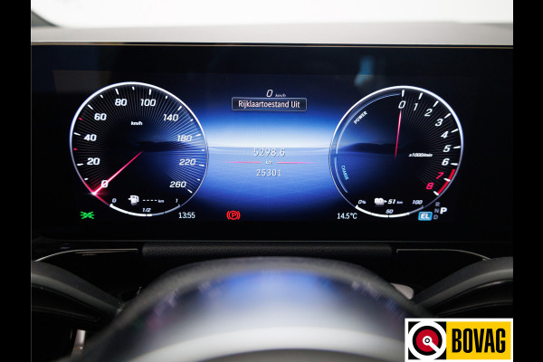 Mercedes-Benz GLA 250 e Luxury Line automaat 218 PK | Facelift | Elec. wegklapbare trekhaak | Adap. Cruise | Stoelverwarming | Elec. achterklep, Navigatie, app. connect, camera met parkeerassistent, sfeerverlichting