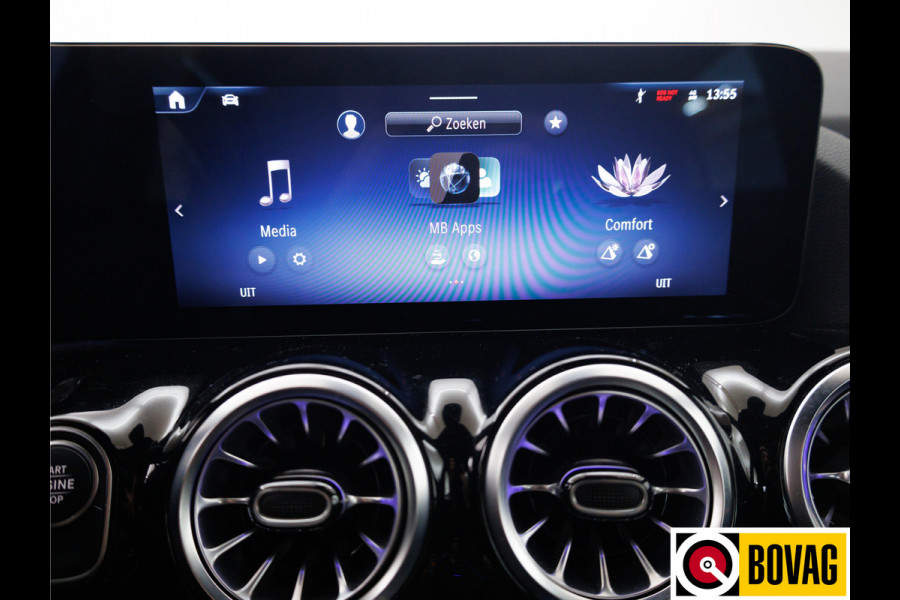 Mercedes-Benz GLA 250 e Luxury Line automaat 218 PK | Facelift | Elec. wegklapbare trekhaak | Adap. Cruise | Stoelverwarming | Elec. achterklep, Navigatie, app. connect, camera met parkeerassistent, sfeerverlichting