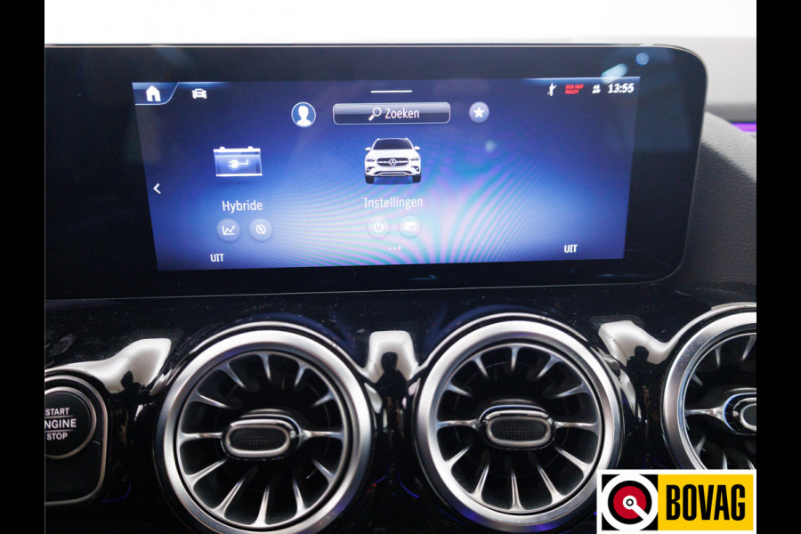 Mercedes-Benz GLA 250 e Luxury Line automaat 218 PK | Facelift | Elec. wegklapbare trekhaak | Adap. Cruise | Stoelverwarming | Elec. achterklep, Navigatie, app. connect, camera met parkeerassistent, sfeerverlichting