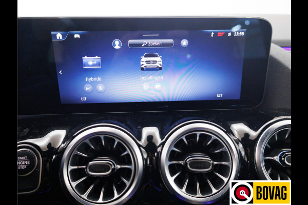 Mercedes-Benz GLA 250 e Luxury Line automaat 218 PK | Facelift | Elec. wegklapbare trekhaak | Adap. Cruise | Stoelverwarming | Elec. achterklep, Navigatie, app. connect, camera met parkeerassistent, sfeerverlichting