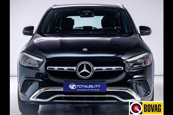 Mercedes-Benz GLA 250 e Luxury Line automaat 218 PK | Facelift | Elec. wegklapbare trekhaak | Adap. Cruise | Stoelverwarming | Elec. achterklep, Navigatie, app. connect, camera met parkeerassistent, sfeerverlichting