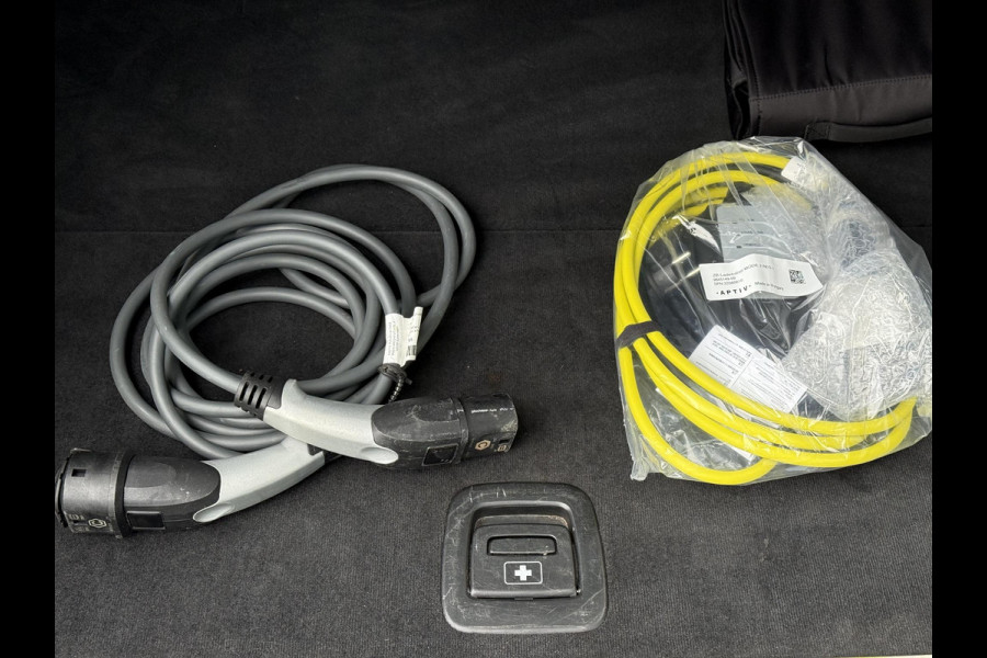 BMW 5 Serie Touring 520e Aut. Hybrid Bus. Exe Editon Plus | Panorama | Leder | Memory | BMW Laser | New Model | Full |