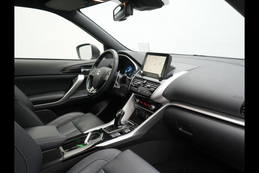 Mitsubishi Eclipse Cross 2.4 Instyle Plug In Hybrid 188pk Dealer O.H. PHEV | Trekhaak Afn. | Panodak | Head Up | Adaptive Cruise | 360 Camera | Lederen Sportstoelen Verwarmd | Apple Carplay | Keyless | Stuur Verwarmd | Blis | Navigat