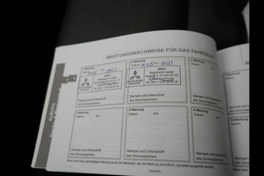 Mitsubishi Eclipse Cross 2.4 Instyle Plug In Hybrid 188pk Dealer O.H. PHEV | Trekhaak Afn. | Panodak | Head Up | Adaptive Cruise | 360 Camera | Lederen Sportstoelen Verwarmd | Apple Carplay | Keyless | Stuur Verwarmd | Blis | Navigat