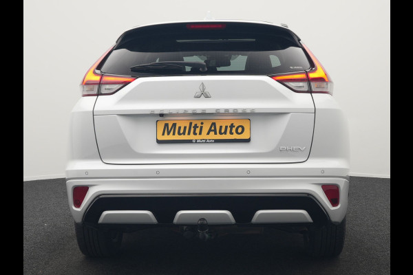 Mitsubishi Eclipse Cross 2.4 Instyle Plug In Hybrid 188pk Dealer O.H. PHEV | Trekhaak Afn. | Panodak | Head Up | Adaptive Cruise | 360 Camera | Lederen Sportstoelen Verwarmd | Apple Carplay | Keyless | Stuur Verwarmd | Blis | Navigat