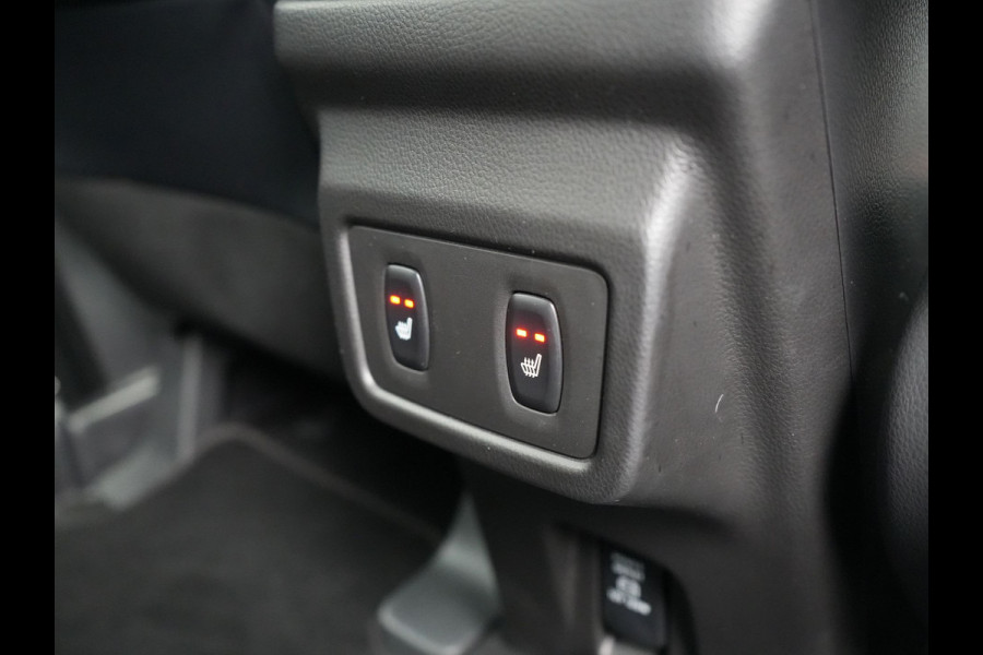 Mitsubishi Eclipse Cross 2.4 Instyle Plug In Hybrid 188pk Dealer O.H. PHEV | Trekhaak Afn. | Panodak | Head Up | Adaptive Cruise | 360 Camera | Lederen Sportstoelen Verwarmd | Apple Carplay | Keyless | Stuur Verwarmd | Blis | Navigat