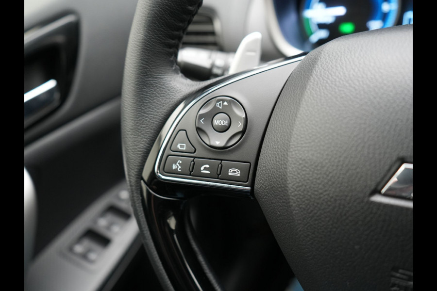 Mitsubishi Eclipse Cross 2.4 Instyle Plug In Hybrid 188pk Dealer O.H. PHEV | Trekhaak Afn. | Panodak | Head Up | Adaptive Cruise | 360 Camera | Lederen Sportstoelen Verwarmd | Apple Carplay | Keyless | Stuur Verwarmd | Blis | Navigat