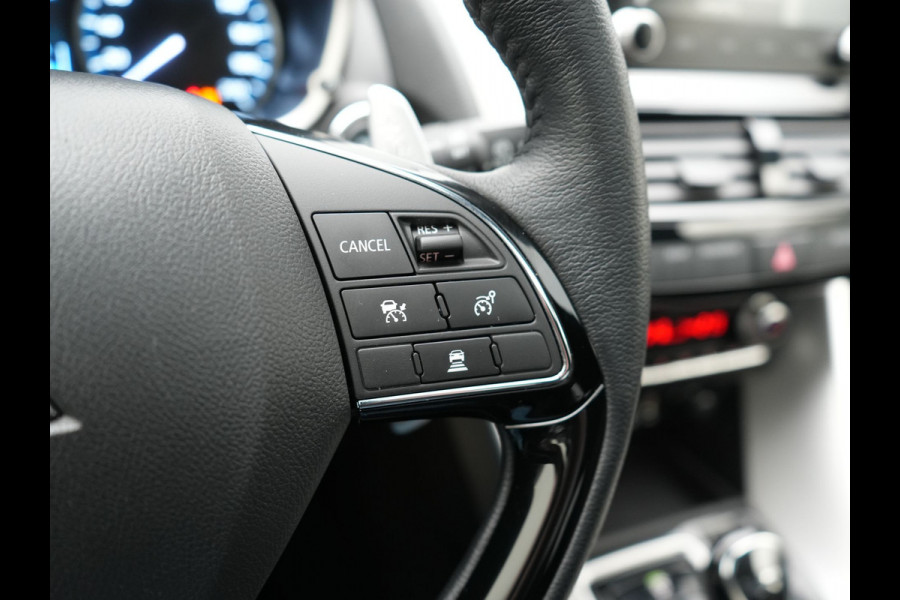 Mitsubishi Eclipse Cross 2.4 Instyle Plug In Hybrid 188pk Dealer O.H. PHEV | Trekhaak Afn. | Panodak | Head Up | Adaptive Cruise | 360 Camera | Lederen Sportstoelen Verwarmd | Apple Carplay | Keyless | Stuur Verwarmd | Blis | Navigat