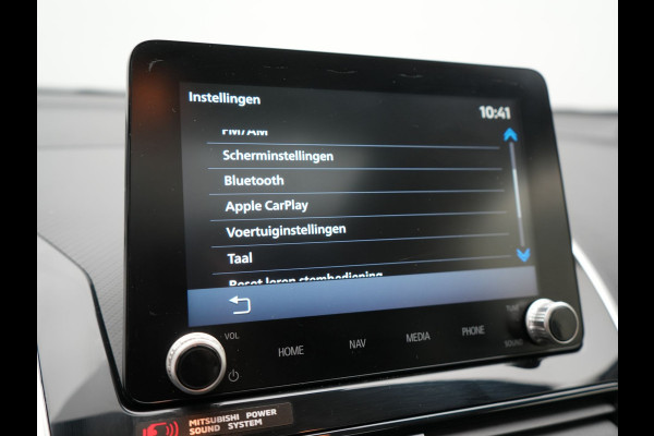 Mitsubishi Eclipse Cross 2.4 Instyle Plug In Hybrid 188pk Dealer O.H. PHEV | Trekhaak Afn. | Panodak | Head Up | Adaptive Cruise | 360 Camera | Lederen Sportstoelen Verwarmd | Apple Carplay | Keyless | Stuur Verwarmd | Blis | Navigat