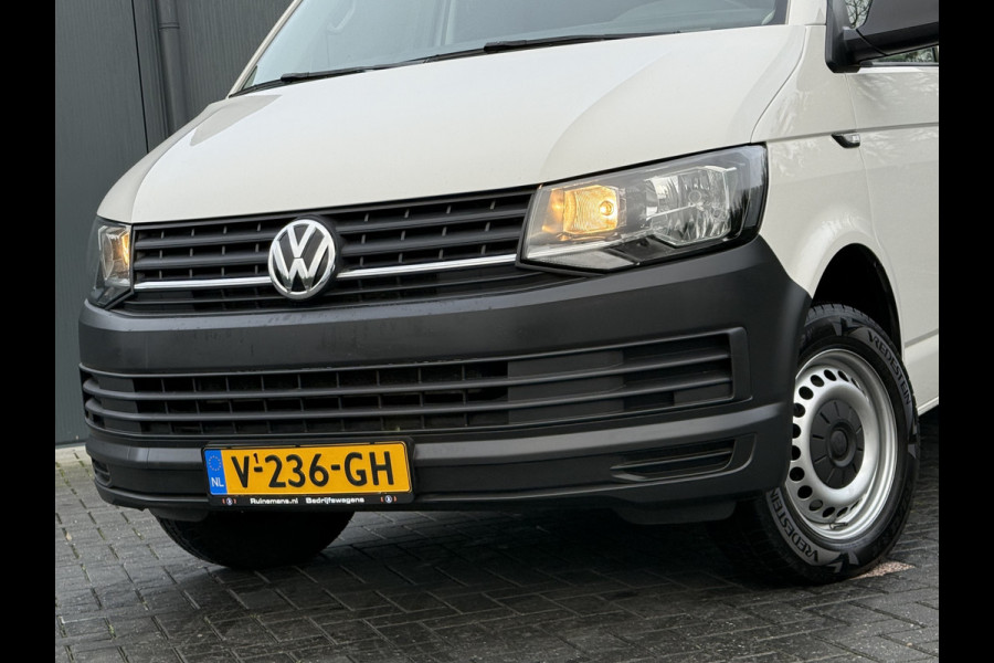 Volkswagen Transporter 2.0 TDI 150 PK E6 / DSG AUTOMAAT / L2H1 / 1e EIG. / TREKHAAK / AIRCO / CRUISE