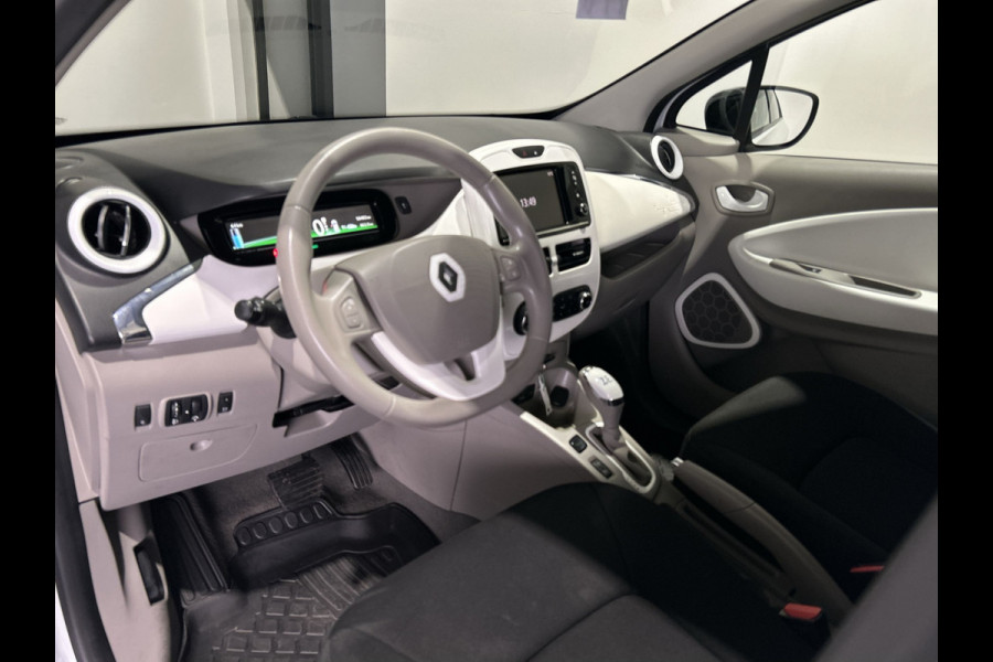 Renault ZOE R240 Intens 22 kWh Huur  Accu | Navigatie | Lage Kilometerstand!