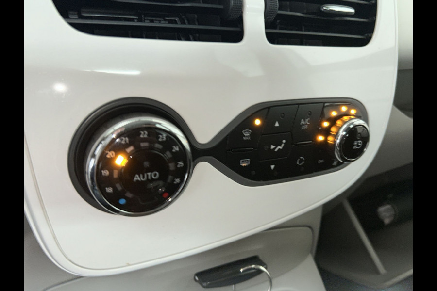 Renault ZOE R240 Intens 22 kWh Huur  Accu | Navigatie | Lage Kilometerstand!