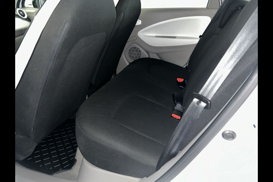 Renault ZOE R240 Intens 22 kWh Huur  Accu | Navigatie | Lage Kilometerstand!