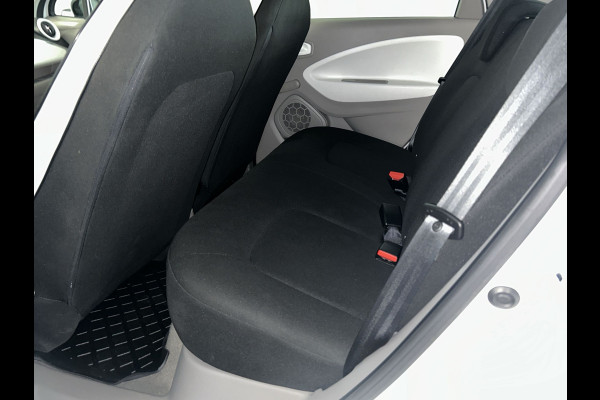 Renault ZOE R240 Intens 22 kWh Huur  Accu | Navigatie | Lage Kilometerstand!