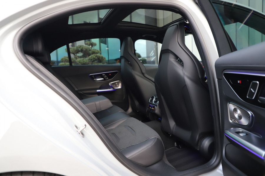 Mercedes-Benz C-Klasse AMG 63 S E Performance | 680PK | Achterasbesturing | Head-up | Pano | Sfeerverlichting | Schaalstoelen | Keyless-go | Burmester