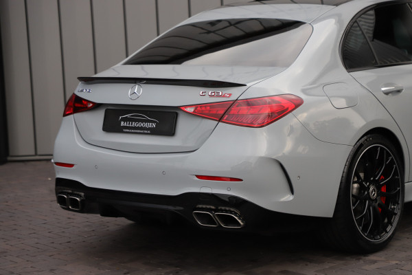 Mercedes-Benz C-Klasse AMG 63 S E Performance | 680PK | Achterasbesturing | Head-up | Pano | Sfeerverlichting | Schaalstoelen | Keyless-go | Burmester