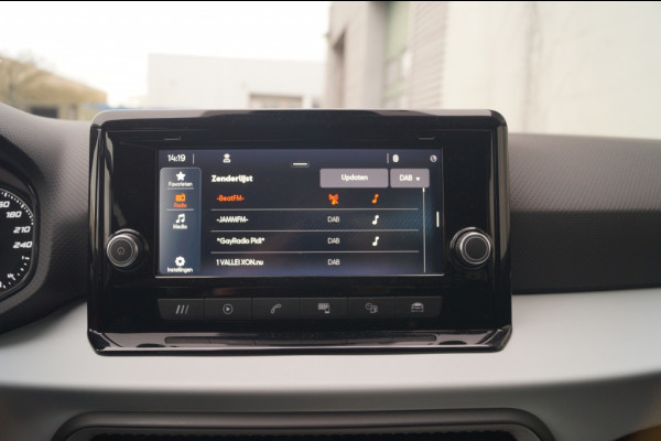 Seat Arona 1.0 TSI Style Limited -ECC-PDC-CRUISE-