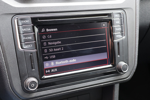 Volkswagen Caddy 1.4 TSI DSG | Marge | BTW / BPM Vrij | Automaat | CarPlay | Navigatie | PDC | Airco | Dealer onderhouden | Elek. ramen | Lederen bekleding | Sidebars | Betimmering | Nieuwe APK