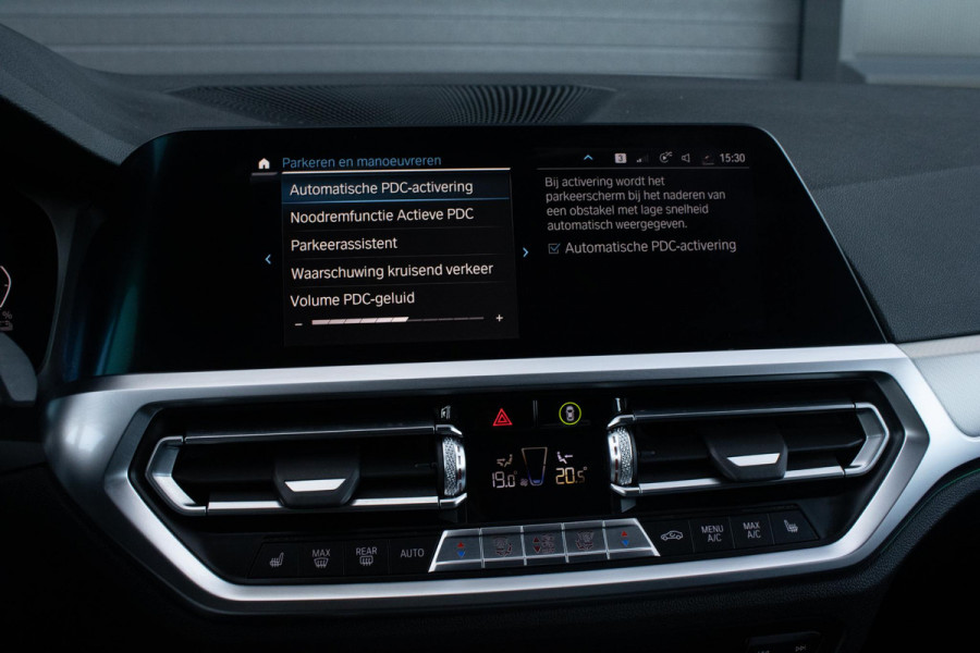 BMW 3-serie 330e PANO MEMORY M PAKKET CAMERA HUD