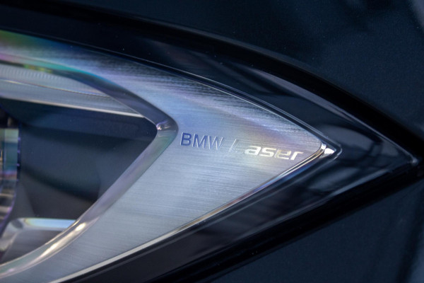 BMW 3-serie 330e PANO MEMORY M PAKKET CAMERA HUD