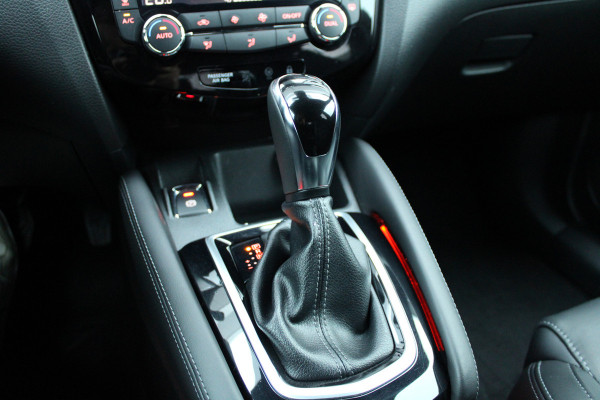 Nissan QASHQAI 1.2 Tekna + | PANO | 360 | BOSE | MEMORY | STOELVERWARMING |