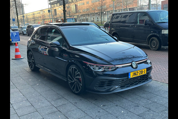 Volkswagen Golf 2.0 TSI GTI Clubsport 300Pk IQ Light Pano
