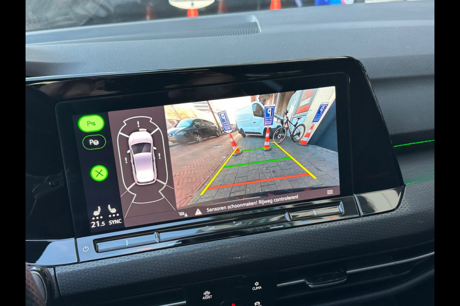 Volkswagen Golf 2.0 TSI GTI Clubsport 300Pk IQ Light Pano