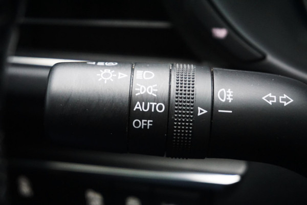 Mazda 3 2.0 e-SkyActiv-X M Hybrid 186PK/Head-Up/Camera/LED /November 2022!!