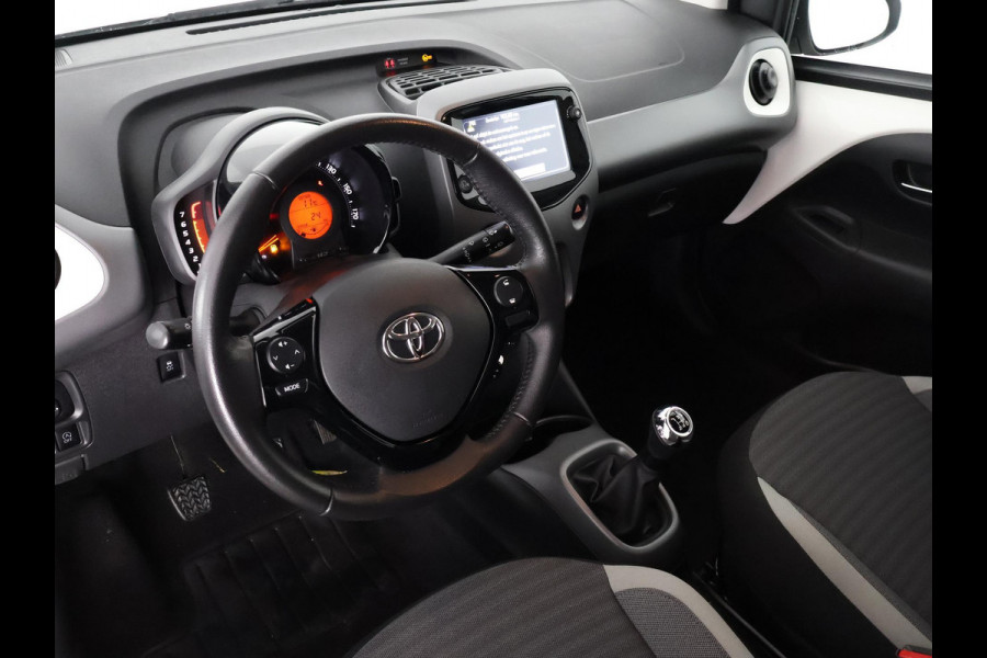Toyota Aygo 1.0 VVT-i X CARPLAY NAVI 1e EIG.GARANTIE 10-2031 VOLLEDIG OH. AUDIO. SPEED LIMITER.