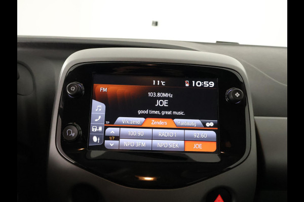 Toyota Aygo 1.0 VVT-i X CARPLAY NAVI 1e EIG.GARANTIE 10-2031 VOLLEDIG OH. AUDIO. SPEED LIMITER.