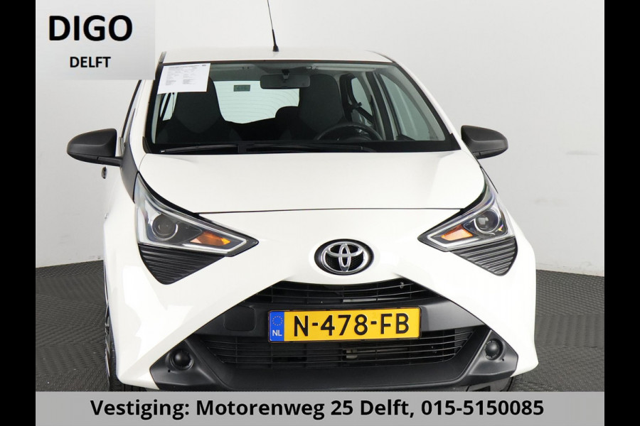 Toyota Aygo 1.0 VVT-i X CARPLAY NAVI 1e EIG.GARANTIE 10-2031 VOLLEDIG OH. AUDIO. SPEED LIMITER.