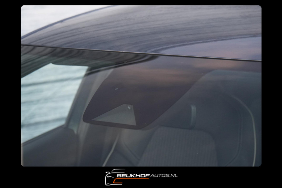 Renault Clio 1.0 TCe Intens Half Leer Carplay Navi Cruise