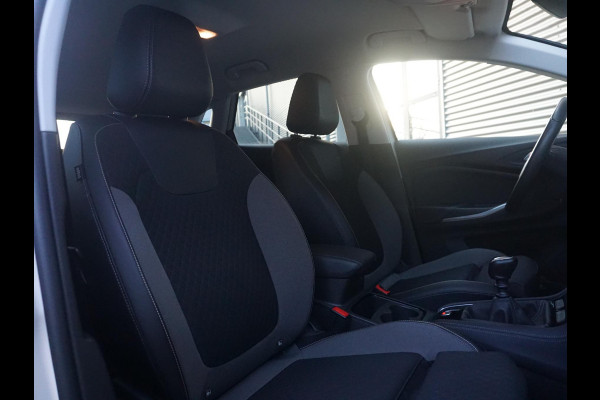 Opel Grandland 1.2 Turbo Business Elegance Trekhaak