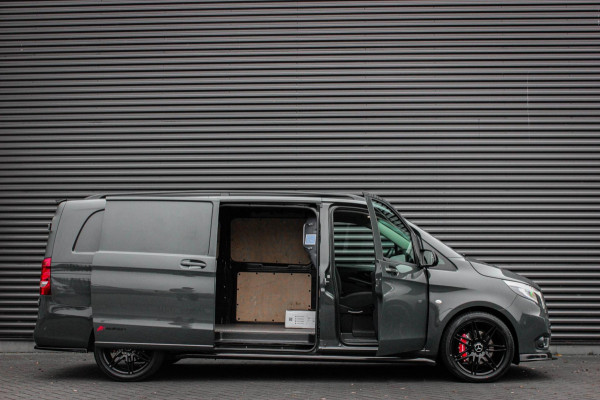 Mercedes-Benz Vito 190PK LANG 4X4 JB- EDITION FULL BLACK / AMG / SPOILER / VERLAGINGSVEREN / NAVIGATIE / SIDE- BARS / FULL / NAVI