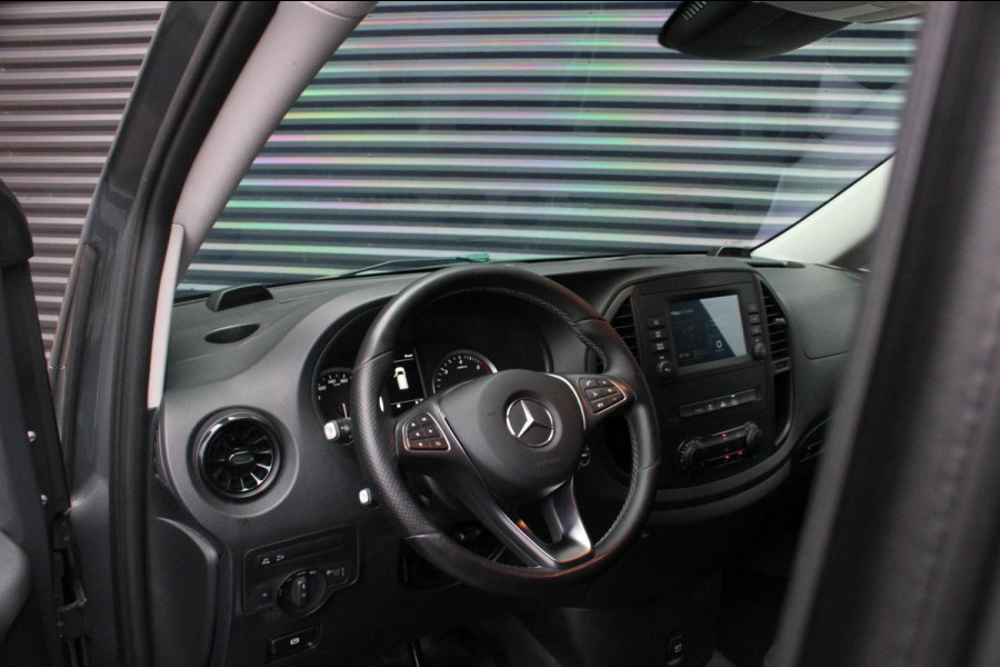 Mercedes-Benz Vito 190PK LANG 4X4 JB- EDITION FULL BLACK / AMG / SPOILER / VERLAGINGSVEREN / NAVIGATIE / SIDE- BARS / FULL / NAVI