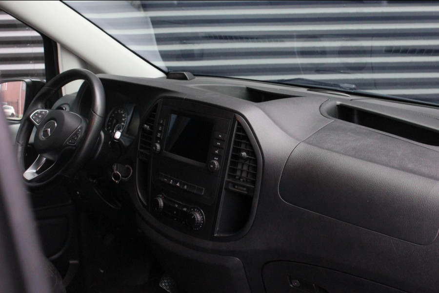 Mercedes-Benz Vito 190PK LANG 4X4 JB- EDITION FULL BLACK / AMG / SPOILER / VERLAGINGSVEREN / NAVIGATIE / SIDE- BARS / FULL / NAVI