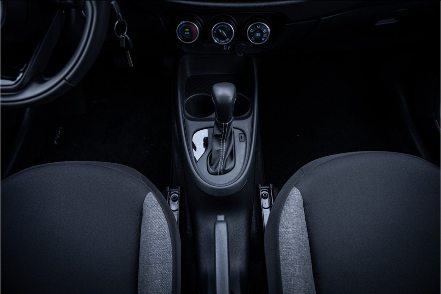 Toyota Aygo X 1.0 VVT-i S-CVT Play ** Navigatie ** Camera ** LM Velgen