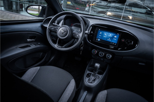 Toyota Aygo X 1.0 VVT-i S-CVT Play ** Navigatie ** Camera ** LM Velgen