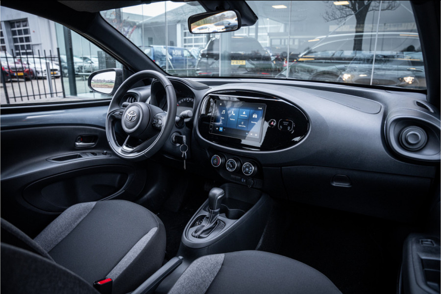 Toyota Aygo X 1.0 VVT-i S-CVT Play ** Navigatie ** Camera ** LM Velgen