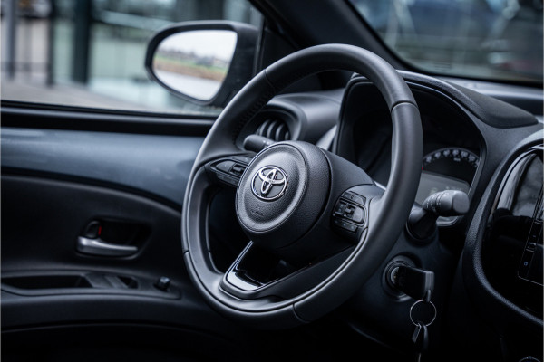 Toyota Aygo X 1.0 VVT-i S-CVT Play ** Navigatie ** Camera ** LM Velgen
