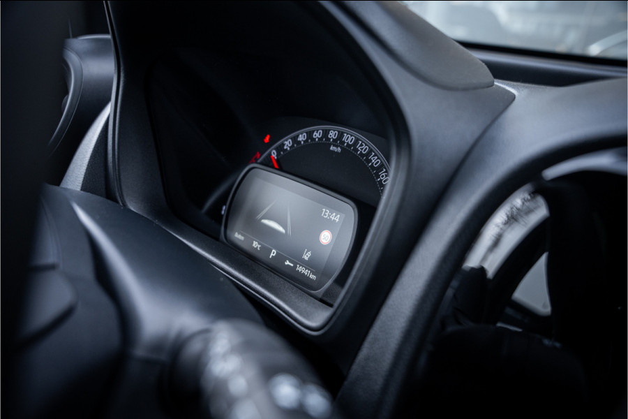 Toyota Aygo X 1.0 VVT-i S-CVT Play ** Navigatie ** Camera ** LM Velgen