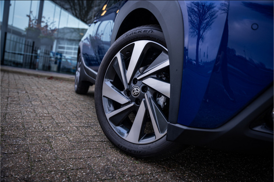 Toyota Aygo X 1.0 VVT-i MT Bi-Color ** Navigatie ** 17inch **