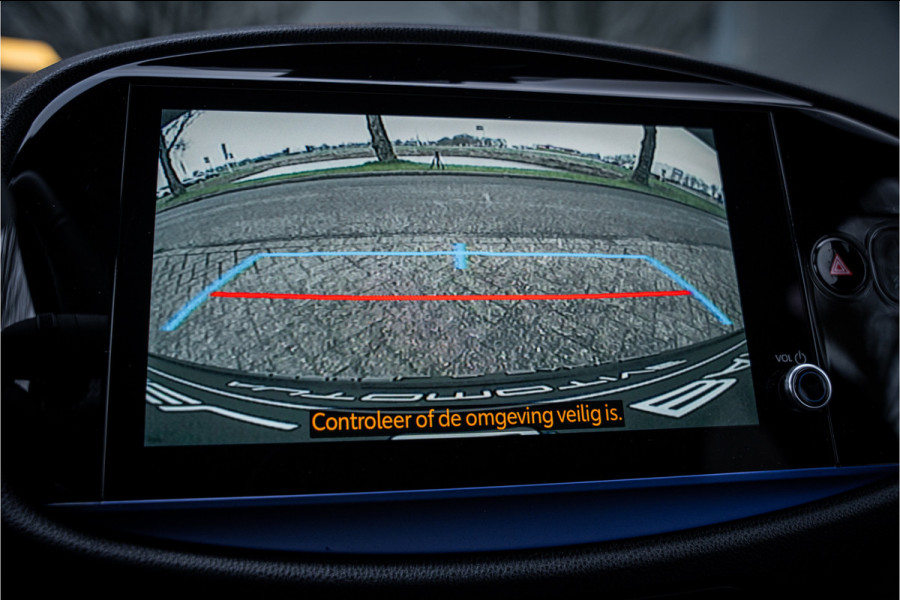 Toyota Aygo X 1.0 VVT-i MT Bi-Color ** Navigatie ** 17inch **