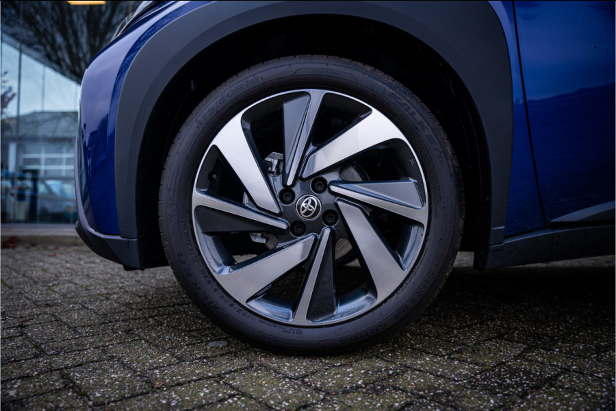 Toyota Aygo X 1.0 VVT-i MT Bi-Color ** Navigatie ** 17inch **