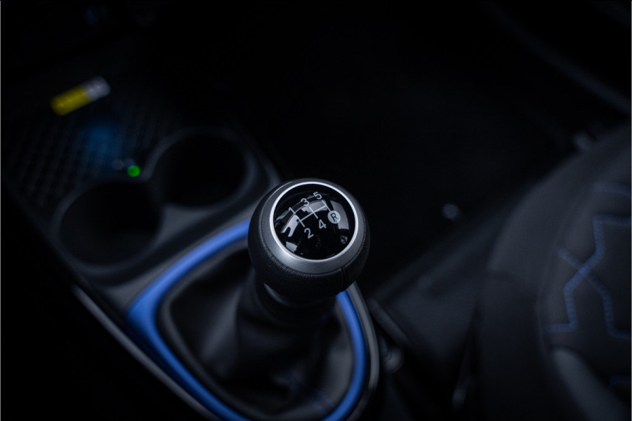 Toyota Aygo X 1.0 VVT-i MT Bi-Color ** Navigatie ** 17inch **