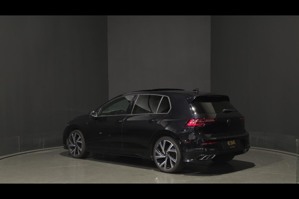 Volkswagen Golf 1.5 eTSI R-Line | Panorama | IQ Light | Acc | Automaat