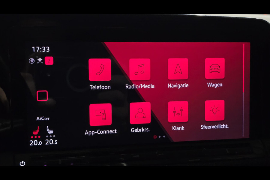 Volkswagen Golf 1.5 eTSI R-Line | Panorama | IQ Light | Acc | Automaat