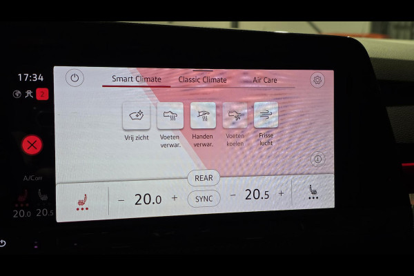 Volkswagen Golf 1.5 eTSI R-Line | Panorama | IQ Light | Acc | Automaat