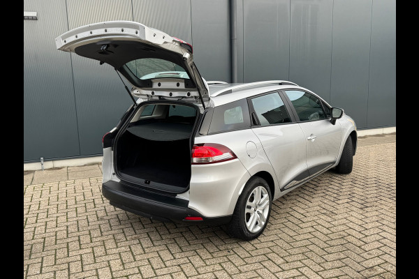 Renault Clio Estate 1.2 16V Life * Navigatie * Parkeersensoren * Cruise Control *