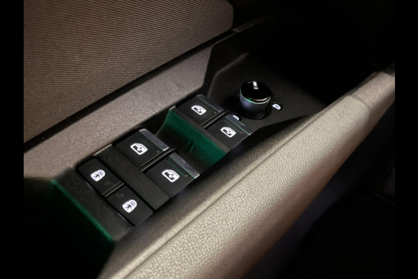 Audi Q4 e-tron 35 Advanced |55 kWh|CARPLAY|CLIMATE,CRUISE CONTROL|ACC|STOELVERW.|ELEK. KLEP|INCL. BTW|1e EIG.|NL-AUTO|NAP|